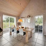 Helmi - 1-5km From The Sea By Interhome Nyaraló *