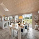 Nyaraló Helmi - 1-5km From The Sea By Interhome